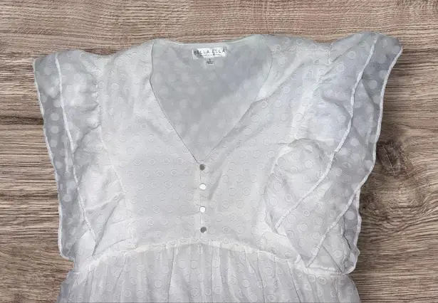 Bella Ella Boutique Women’s Long White Tiered Flutter Sleeve Dress Size Small