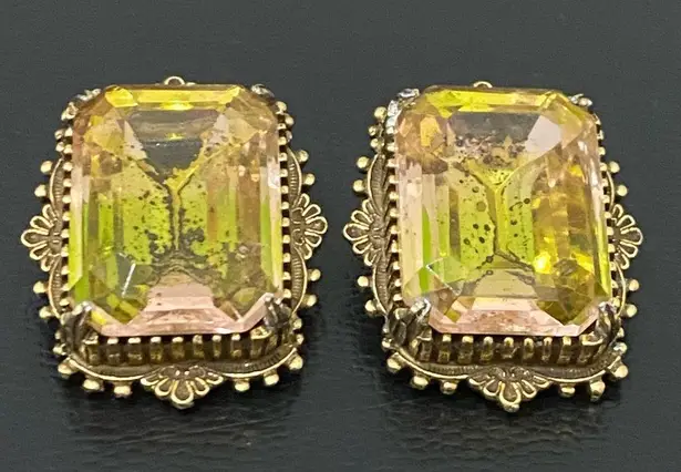 Vintage FLORENZA Lime Emerald Cut Rhinestone Framed Runway Large Clip Earrings