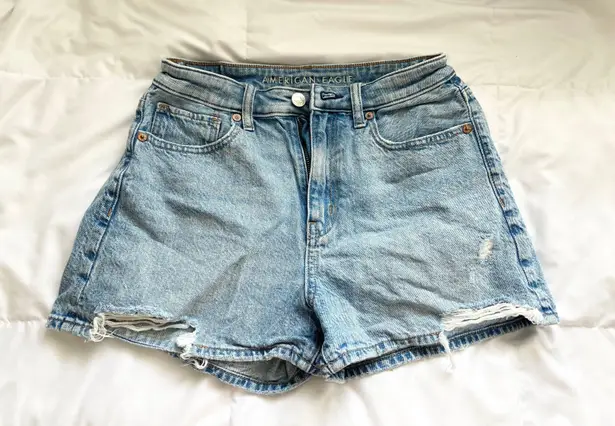 American Eagle High Rise Mom Short