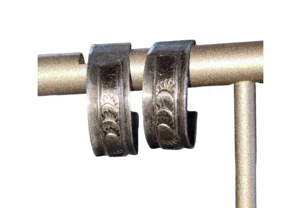 12k Gold Filled Half Hoop Etched Sunbeam Earrings Silver