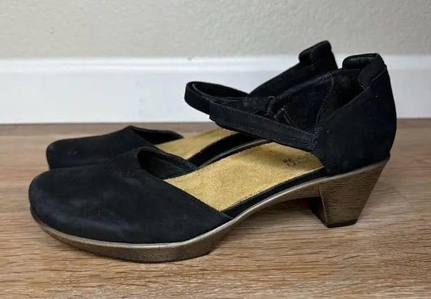 Naot Heel Black Velvet Nubuk Mary Jane Shoes, Size 7