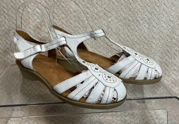 Easy Spirit White Leather T-Strap Fisherman Style Sandals Women Size 7.5W