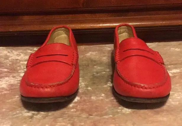 Tod's Gommini Mocassino Red Leather Loafers $541 EUC US 7 / EUR 37 Rare HTF