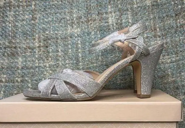 Paradox London Kitty Glitter High Heel Ankle Strap Sandal in Silver Size 10