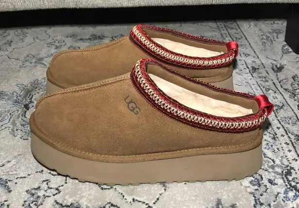 UGG Tazz Platform Slippers Chestnut