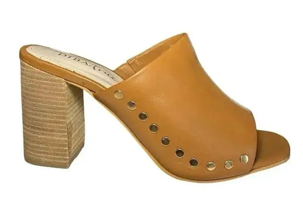 Diba True NWOT Women’s Twin Crest Leather Heeled Mules Tan Size 8