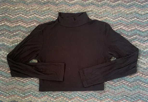 Mockneck Cropped Black Top Size M