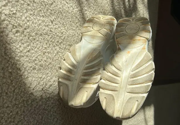 Buffalo White Sneakers