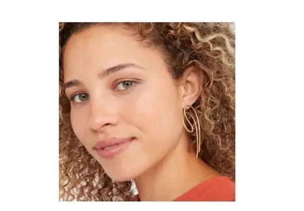 Stella & Dot gold tone Holland earrings