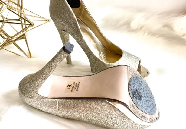 Speed Limit 98 Womens  Gold Open Toe Pumps - Sz 8