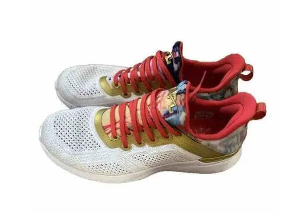 APL Kelsey Wells Limited Edition Techloom Tracer Knit Sneakers Pink White 9.5