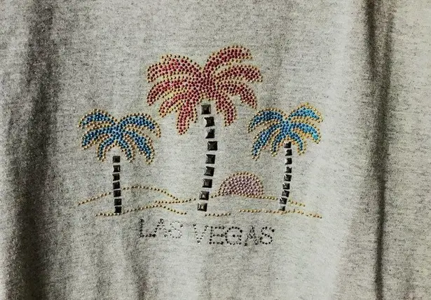 Vintage Y2K Las Vegas T Shirt Gray Medium M Rhinestones Palm Trees Graphic Tee