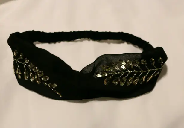 Black Embellished Head band Gold Vine Size One Size