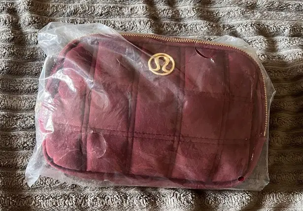 Lululemon  Belt Bag 1L Velour