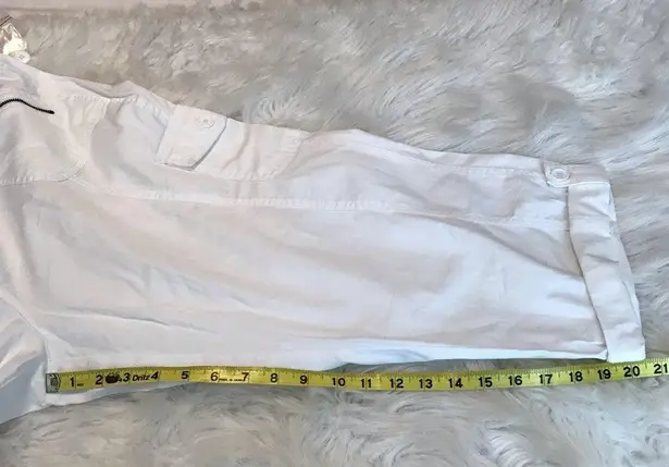 Relativity White Capri Pants size 18