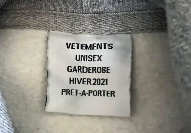 EUC VETEMENTS Logo Back Label Hoodie Gray