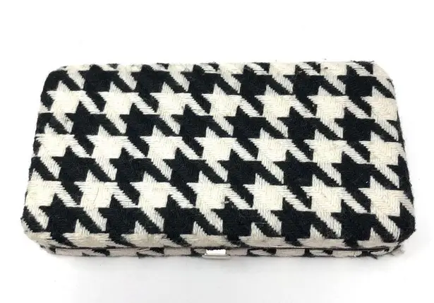 Hounds tooth hard case wallet