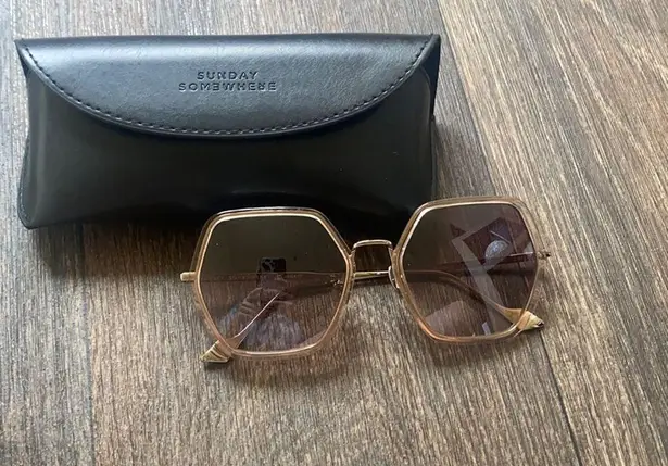 Sunday Somewhere Elizabeth Sunglasses