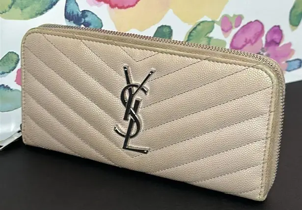 Saint Laurent 💯Authentic YSL Full Zipped Long Wallet🍀