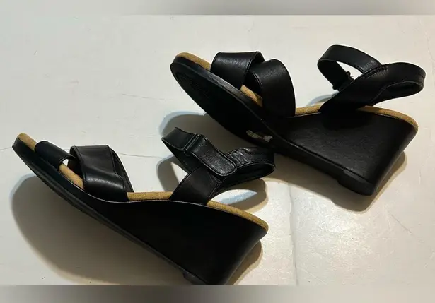 Clarks  Tulip Gem Wedge sandals size 8 - Image 1