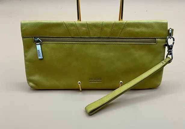 Hobo International A Very Beautiful Yellow Leather Clutch Wristlet Handag