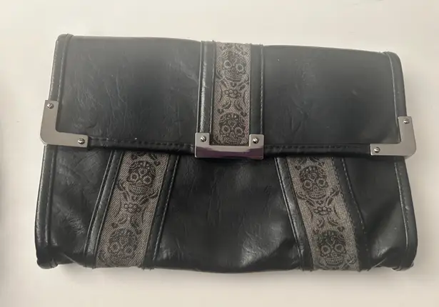 Lounge Fly Sugar Skull Clutch