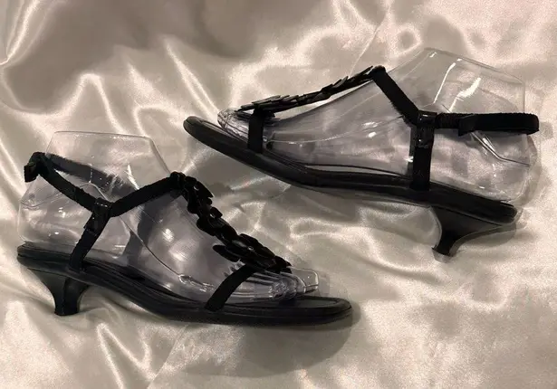 Prada  Sport T Strap Sandals Leather Floral Kitten Heels Black Size 6 Vintage Y2K