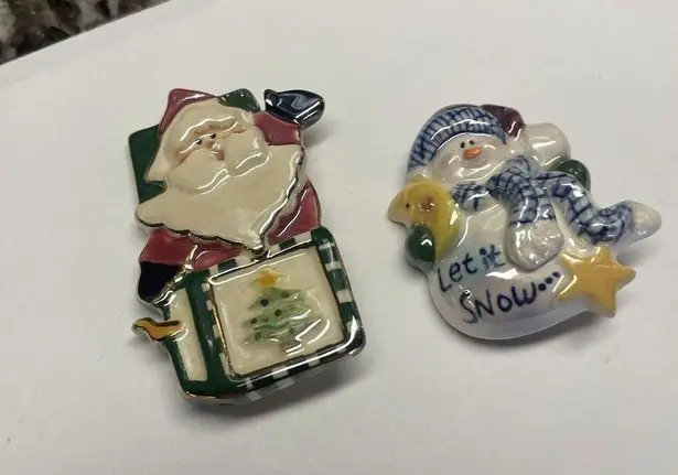 Lot Of 2 Ceramic Brooch Pins 1 TSC 2002 Vintage