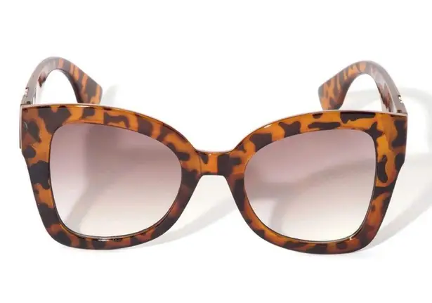 Tortoise Square Frame Sunglasses NWT Brown - Image 3