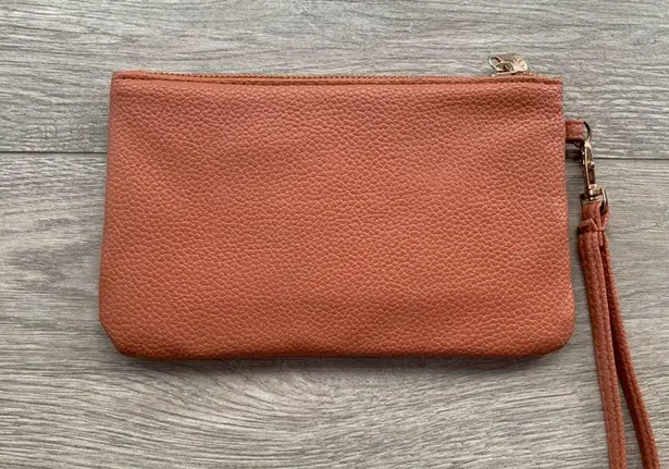 Adrienne Vittadini Studio Charging Wallet Wristlet in Peachy Pink Color