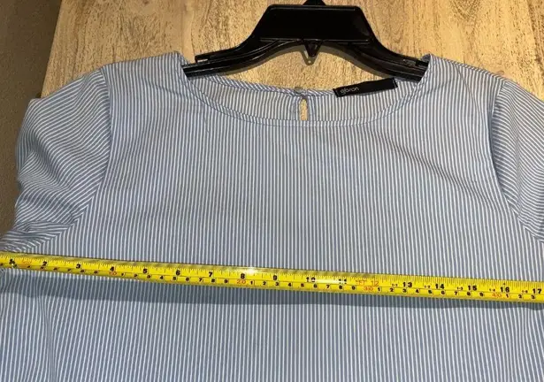 Gibson Blue White Striped Blouse Top Tunic Small / Medium Bell Sleeve Cotton