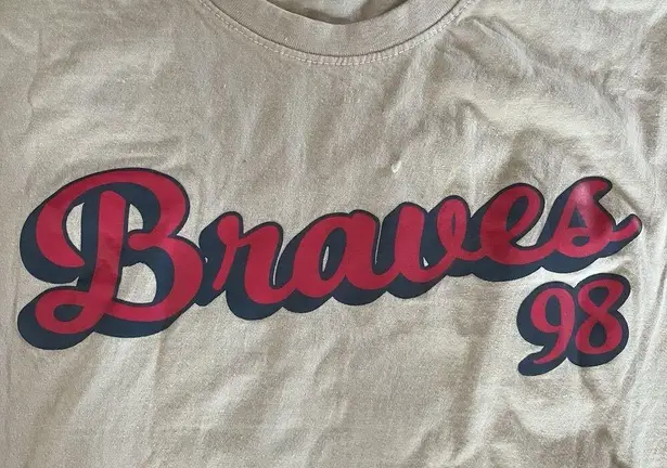 Morgan Wallen 98’ Braves Off White T Shirt Size Large EUC Two Sided
