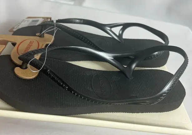 Havaianas  Black Sling Back Sandals NWT Size 7/8