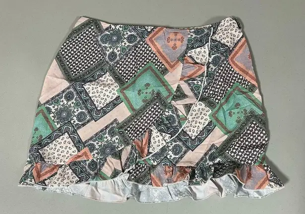 Grey Gray Pink Paisley Patchwork Bohemian Mini Skirt Size S 🎀 Black
