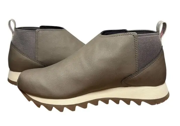Merrell NEW Alpine Chelsea Women's Boots Slip On Bootie Taupe MSRP $150 Size 9.5