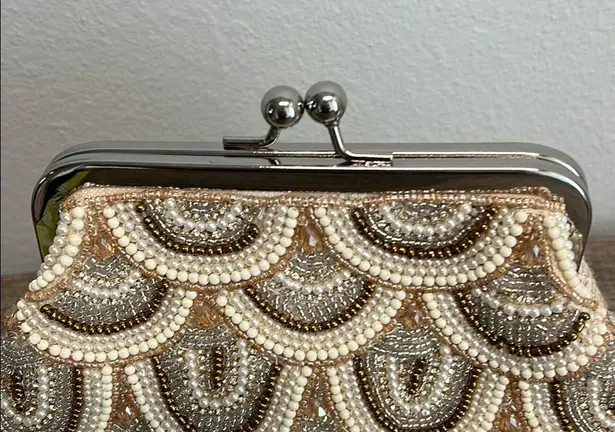 Beaded Cream & Gold Clutch w/ Crossbody Strap â¨