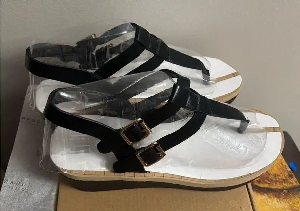 Journee Collection Journee Women's Bianca T-Strap Wedge Sandals