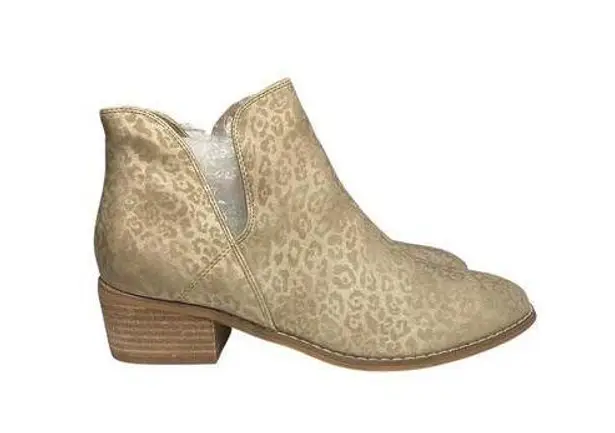 Boutique by Corkys Wayland Tan Metallic Cutout Ankle Boots Size 11 Western Rodeo Gold