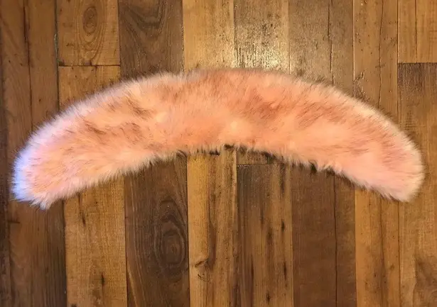 New York Cara Lt Pink faux fur boa