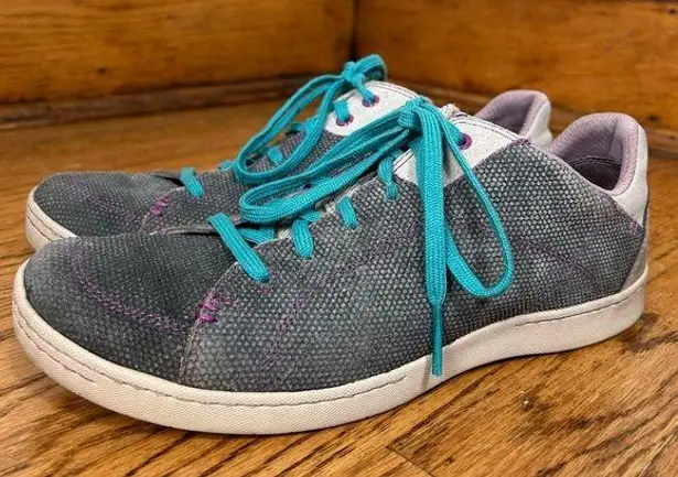 Ahnu by Teva | GOAT Neo Leather Sneakers Gray Size 8