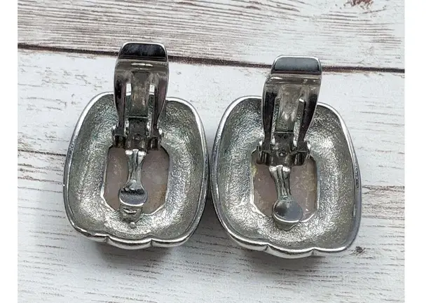 Vintage Clip On Earrings