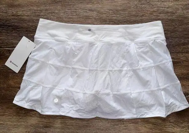 Lululemon  Pace Rival Skirt Mid-Rise Regular White Size 14 NWT