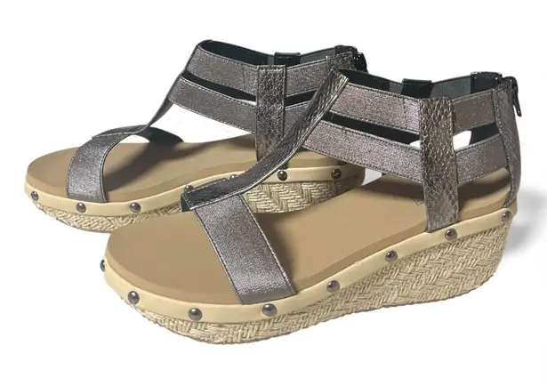 Volatile Zayanta Studded Wedge Platform Sandals Gray Size 9