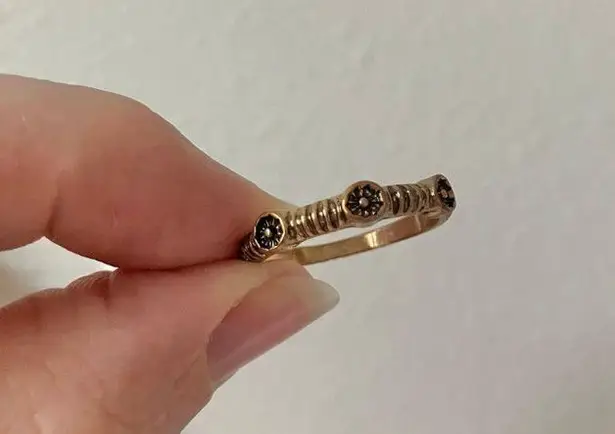 Copper Floral Inset Band Ring “Pieta” Tarnished Brass Gold Circles Boho Jewelry Brown