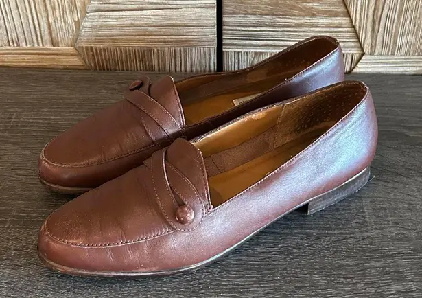 Unisa Women's Brown Leather Loafers Slip-Ons Size 8 Comfortable Classic