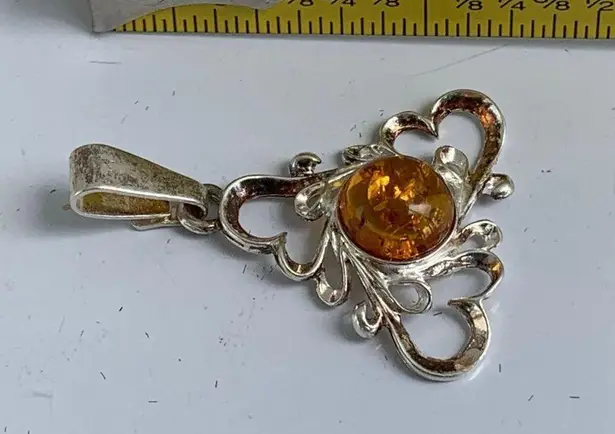 Stylish Women's Amber & Silver Heart Pendant Orange