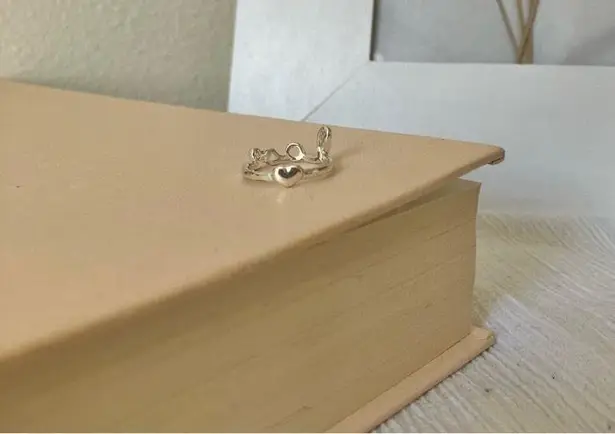 Love Heart Abstract Silver Ring Vintage Cleangirl Minimal Simple Neutral Promise Jewelry