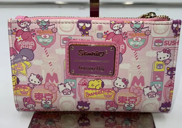 Lounge Fly Sanrio Hello Kitty And Friends Pink Kawaii Zip Around Wallet - Image 1