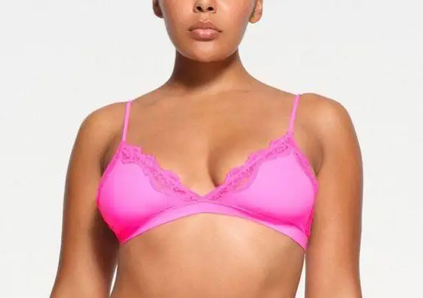 SKIMS Fits Everybody Lace Triangle Bra XXS