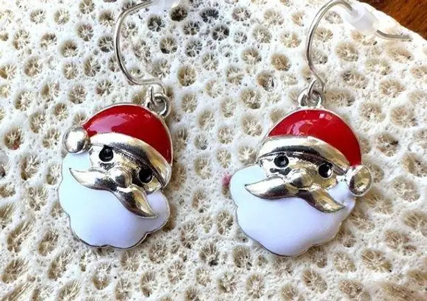 Handmade Santa Claus Earrings Chrismas Jewelry Dangle Hooks 1.25" L Shin…